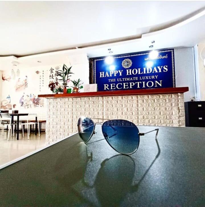Happy Holidays Hotel Patong Luaran gambar